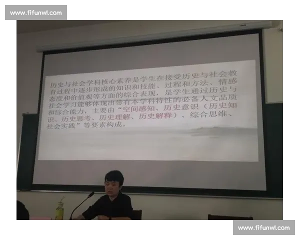 麦克唐纳德与玛雅文明的交锋：现代快餐文化与古代文明价值观的碰撞与思考